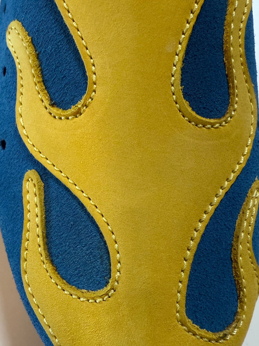 Flame Slipper Blue/Yellow